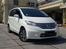 2015 Honda Freed Automatic Pertamax 1.5 E