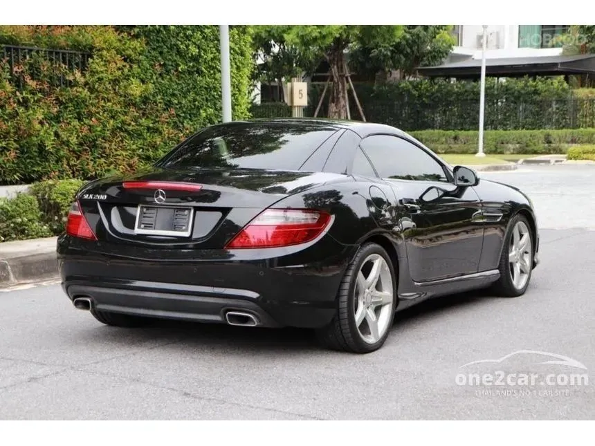 2012 Mercedes-Benz SLK200 AMG Sports BlueEFFICIENCY Convertible