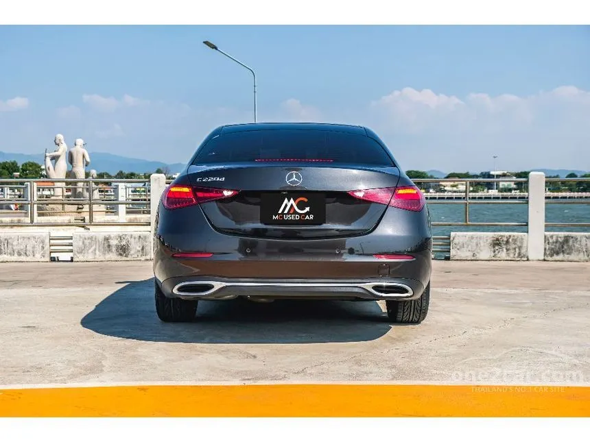 2025 Mercedes-Benz C220 d Avantgarde Sedan