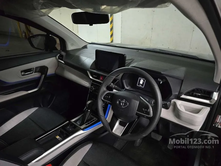 2025 Toyota Veloz Q (Premium Color) MPV