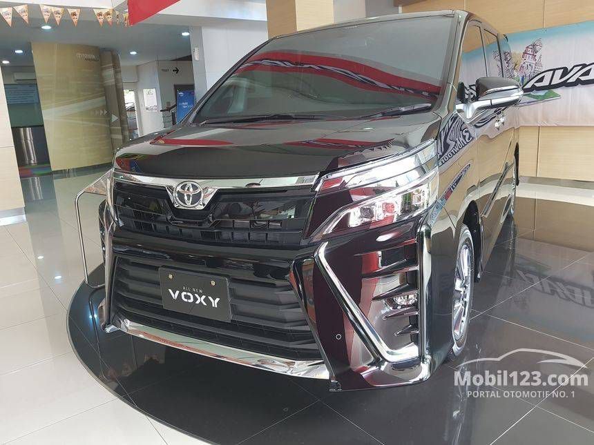 2018 Toyota Voxy Wagon