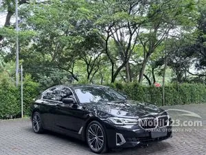 2023 BMW 530i 2.0 Opulence Sedan