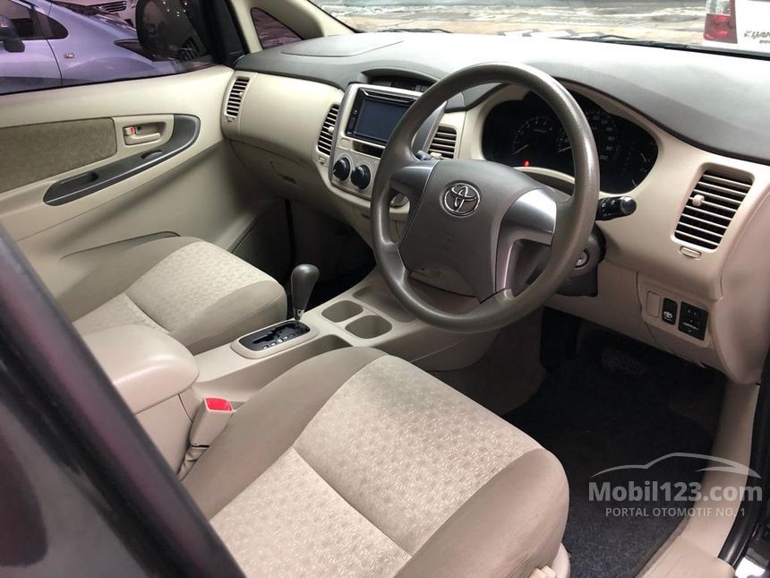 2009 Toyota Kijang Innova G Lux MPV