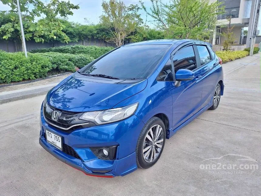 2016 Honda JAZZ SV Hatchback