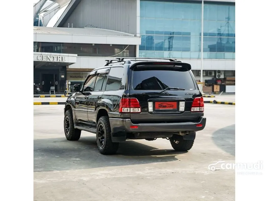 2004 Toyota Land Cruiser Cygnus V8 Wagon