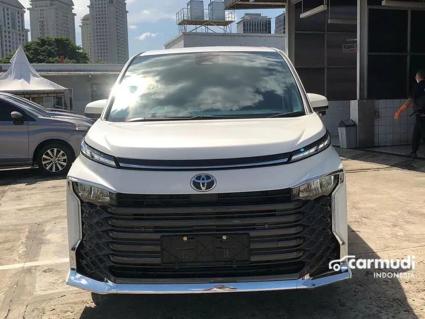 Jual Mobil Toyota Voxy 2023 2.0 di DKI Jakarta Automatic Van Wagon Putih Rp 595.800.000