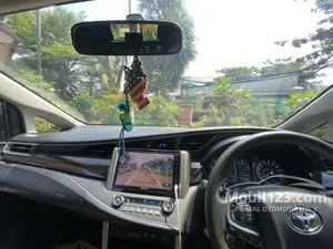 2021 Toyota Kijang Innova 2.4 V MPV