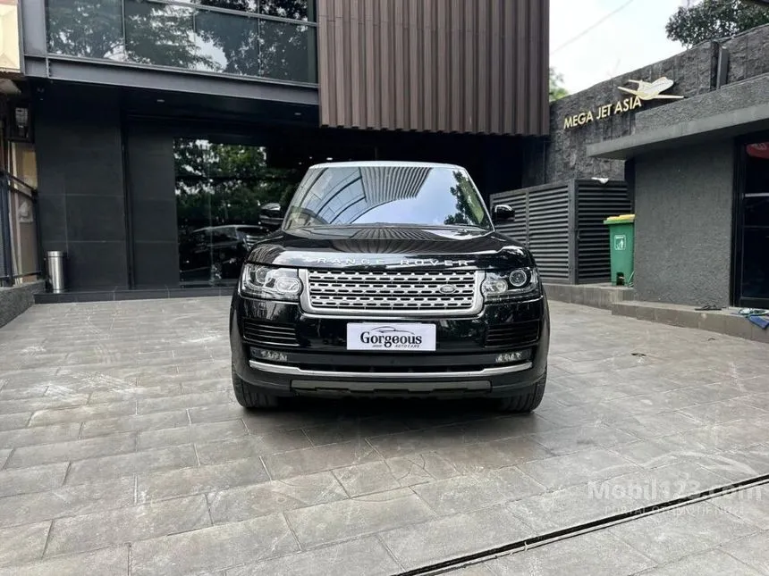 Jual Mobil Land Rover Range Rover 2016 Autobiography LWB Vogue 3.0 di DKI Jakarta Automatic SUV Hitam Rp 2.600.000.000
