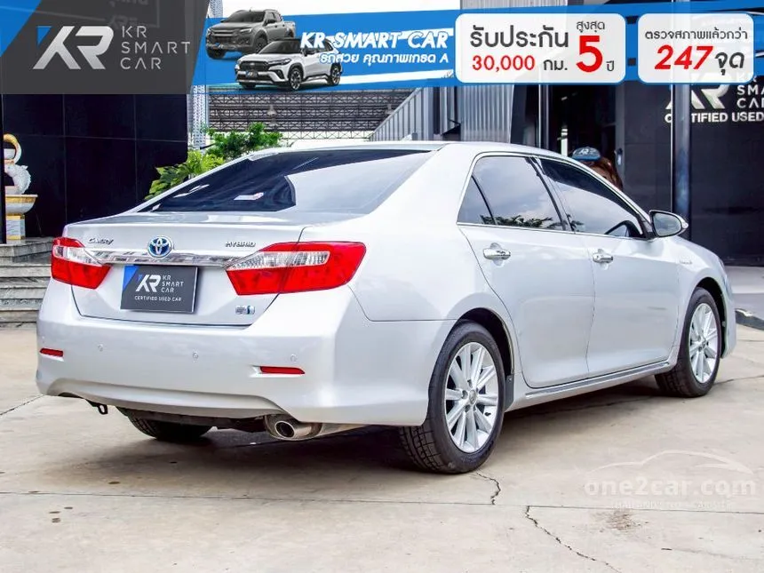 2014 Toyota CAMRY Hybrid Sedan