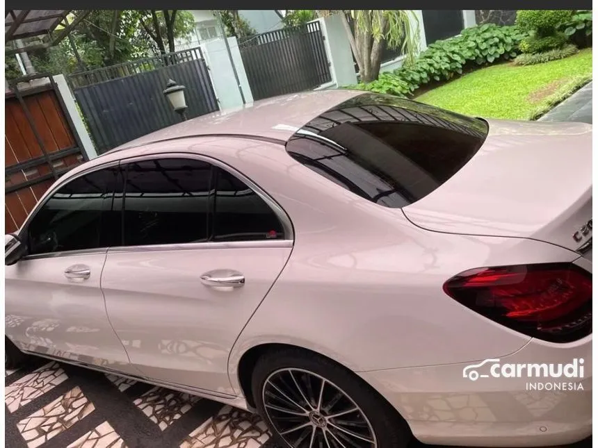 2019 Mercedes-Benz C200 Avantgarde Sedan