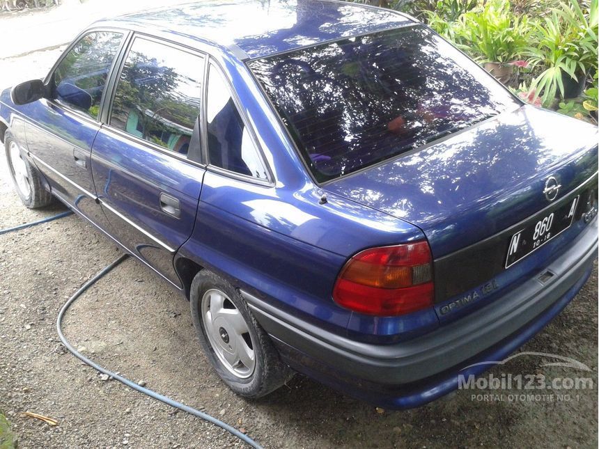 Jual Mobil Opel Optima  1996 1 8 Manual 1 8 di Jawa Timur 