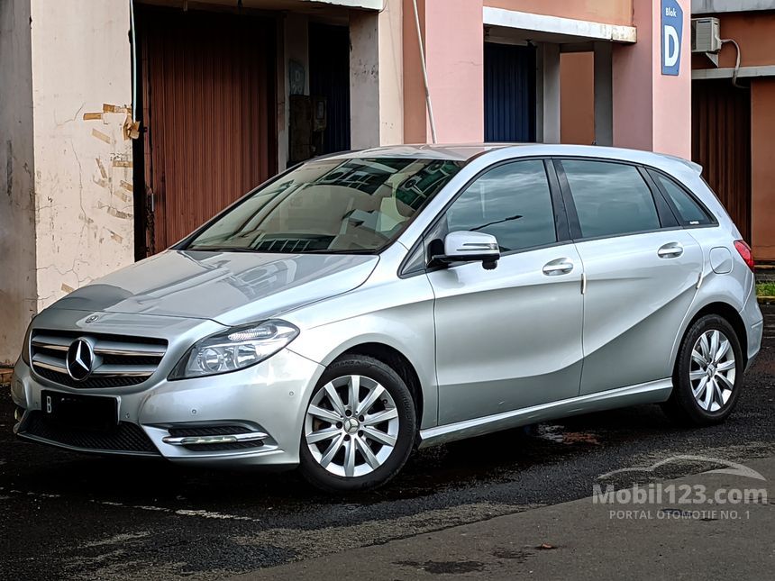 Jual Mobil Mercedes-Benz B200 2013 Urban 1.6 Di DKI Jakarta Automatic ...