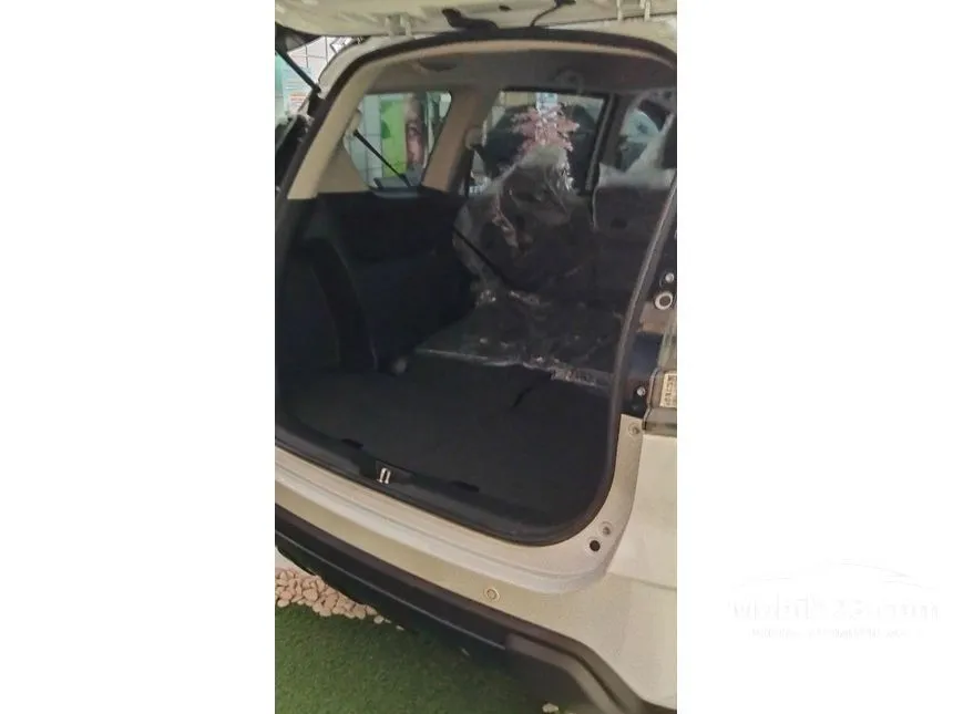 2025 Suzuki XL7 Kuro Hybrid SUV
