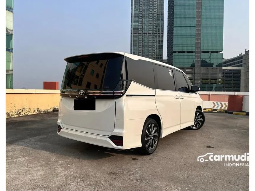 2024 Toyota Voxy Van Wagon