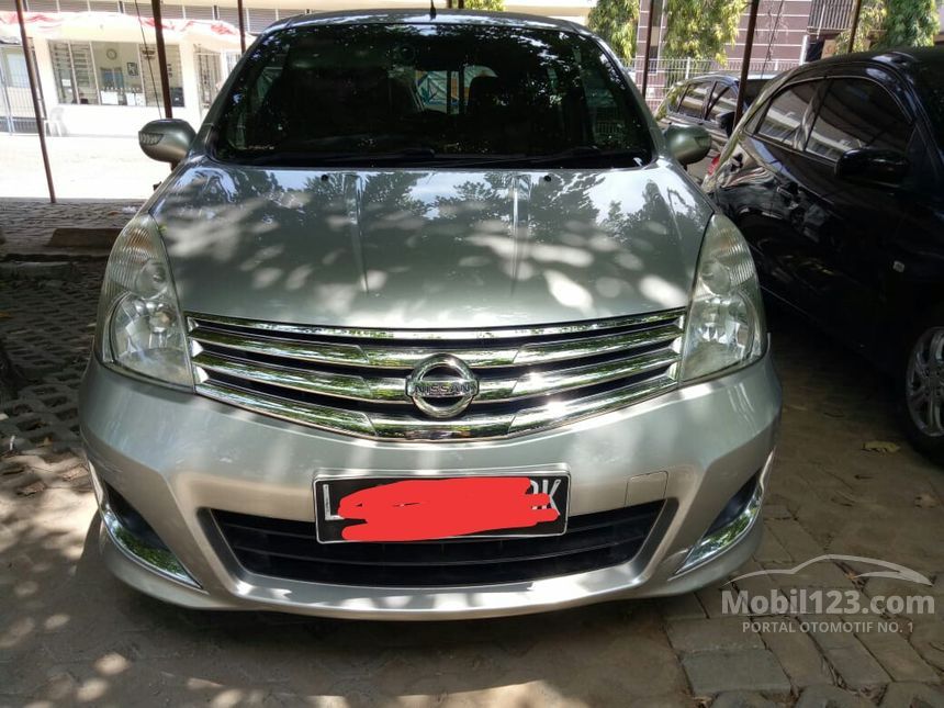 Jual Mobil Nissan Grand Livina 2011 Highway Star Autech 1 