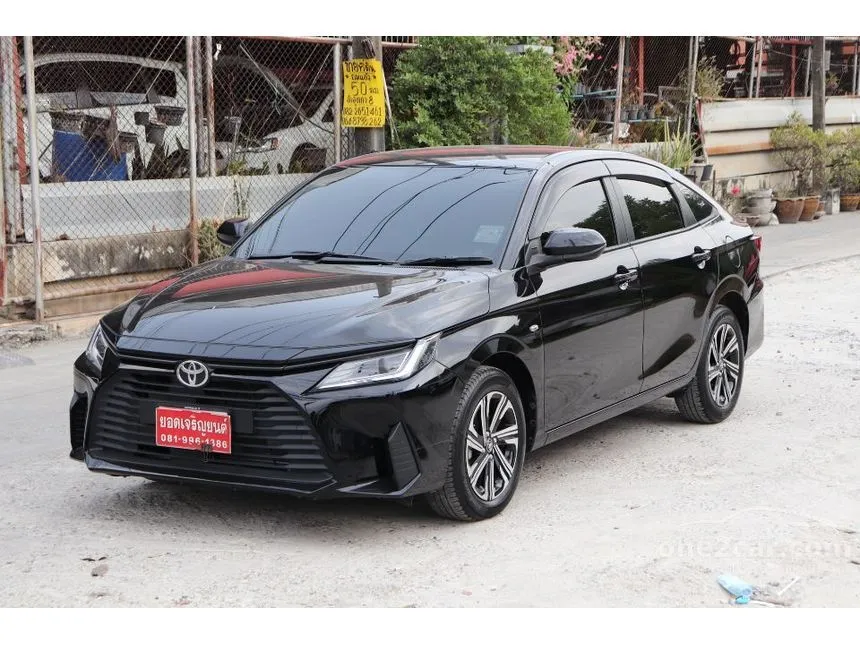 2023 Toyota Yaris Ativ Sport Sedan