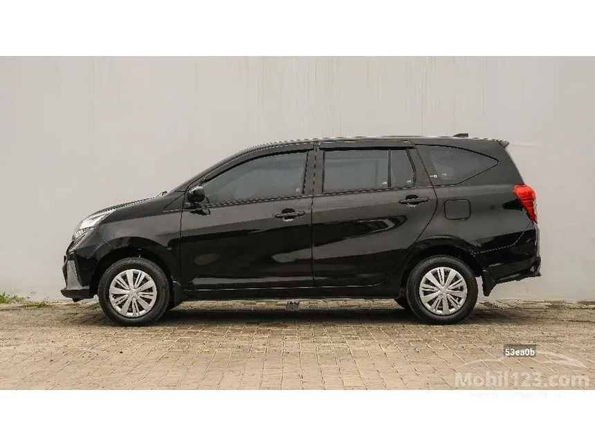 2023 Daihatsu Sigra M MPV