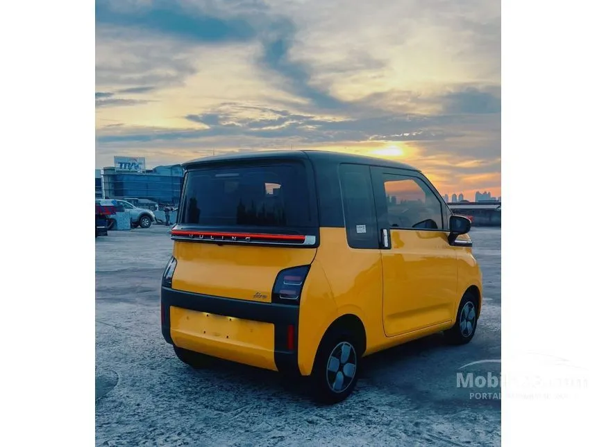 Jual Mobil Wuling EV 2024 Air ev Charging Pile Long Range di DKI Jakarta Automatic Hatchback Kuning Rp 252.900.000