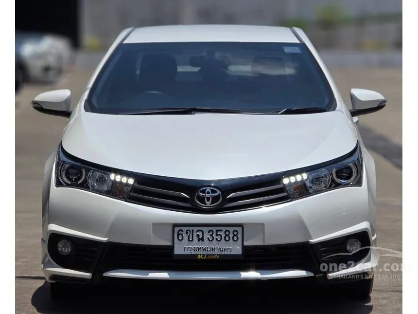 2015 Toyota Corolla Altis S Sedan