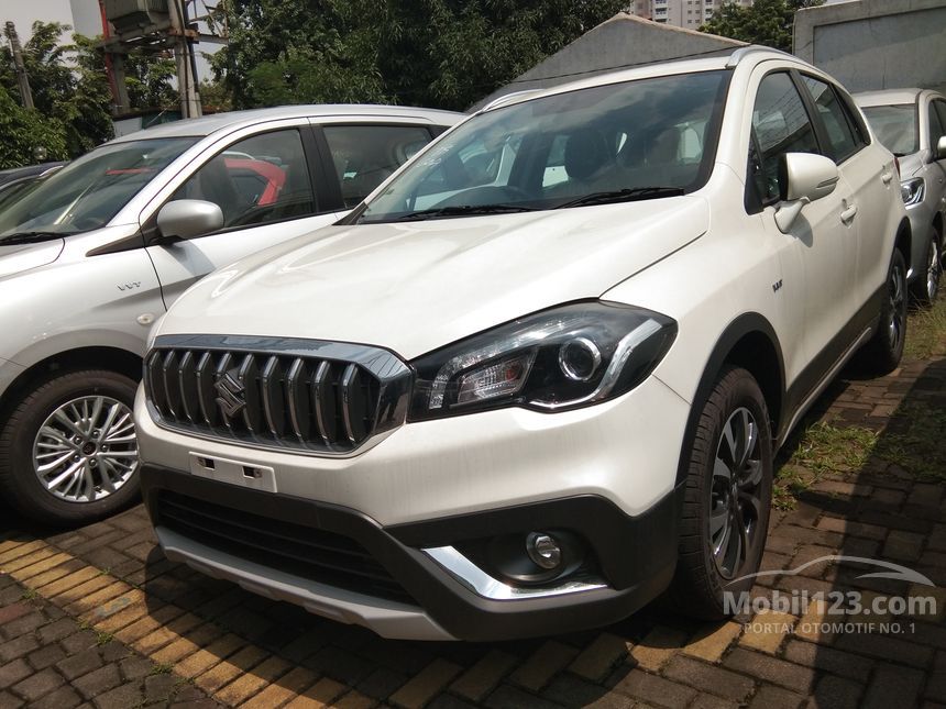 Jual Mobil  Suzuki  SX4 S  Cross  2021  1 5 di DKI Jakarta 