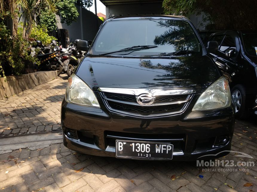 Jual Mobil Daihatsu Xenia 2011 Li FAMILY 1.0 di DKI Jakarta Manual MPV