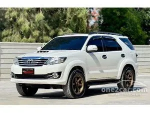 2014 Toyota FORTUNER 2.5 V SUV