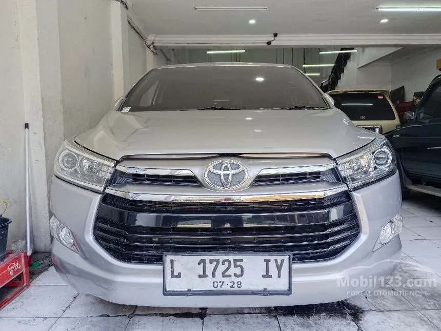 Jual Mobil Toyota Kijang Innova 2018 V 2.4 di Jawa Timur Automatic MPV Silver Rp 345.000.000