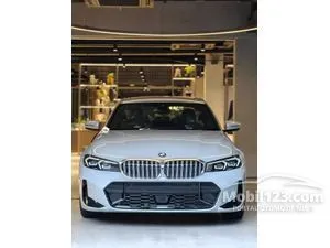 2025 BMW 320i 2.0 M Sport Sedan