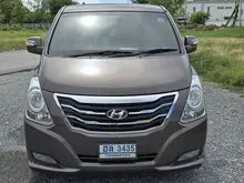 2014 Hyundai H-1 2.5 (ปี 08-17) Deluxe Van