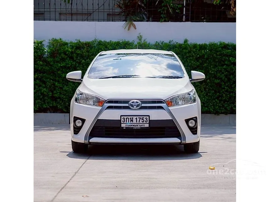 2015 Toyota YARIS E Hatchback