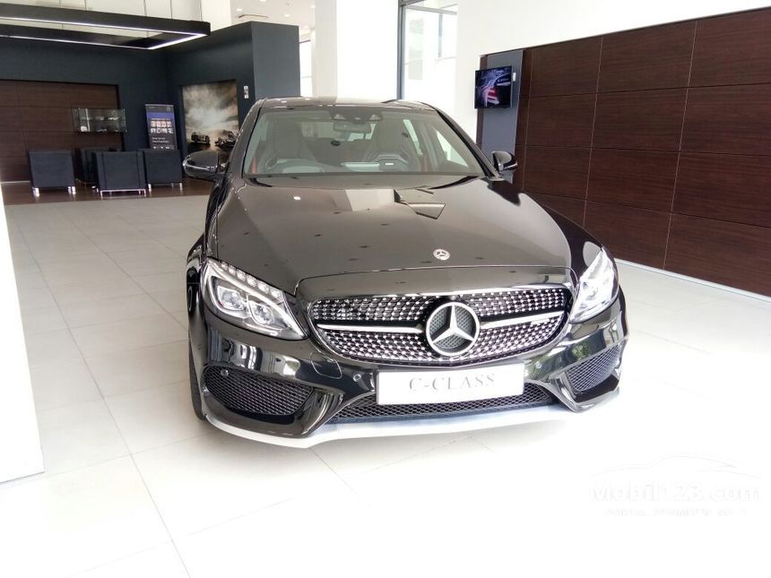 Jual Mobil Mercedes-Benz C43 AMG 2018 4Matic AMG 3.0 di 