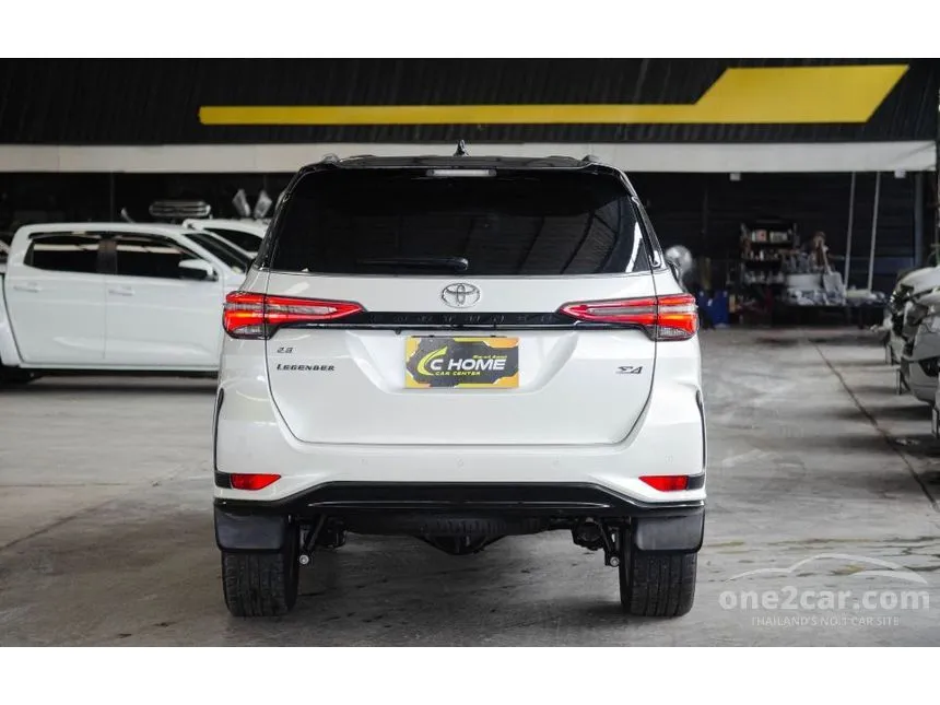 2021 Toyota Fortuner Legender SUV