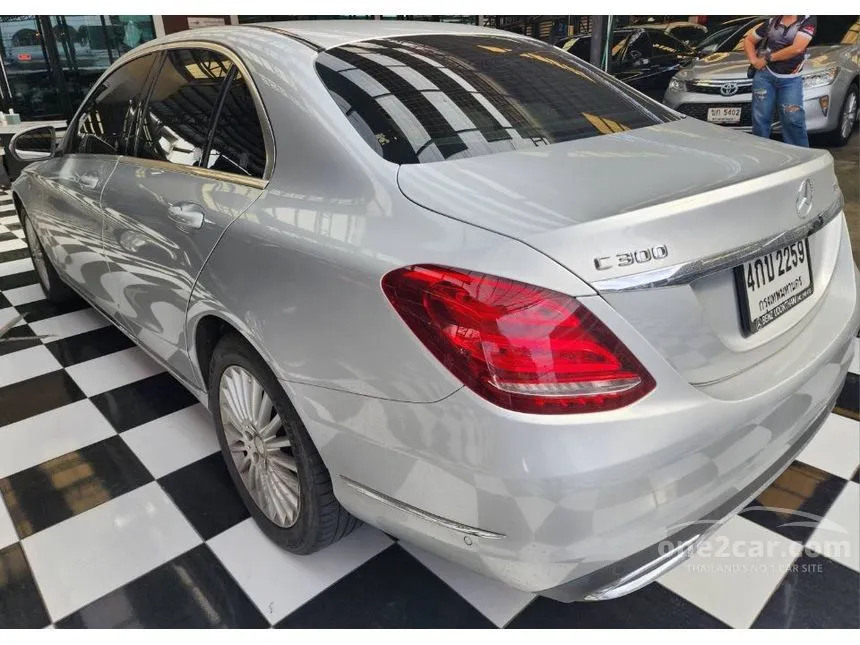 2015 Mercedes-Benz C300 Blue TEC Hybrid Exclusive Sedan
