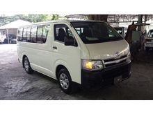 2012 Toyota Hiace 2.5 turbo low roof Van