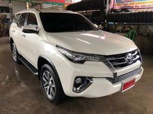 2017 Toyota Fortuner 2.4 (ปี 15-18) V SUV AT