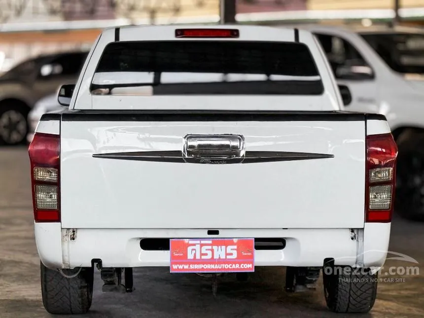 2012 Isuzu D-MAX S Space Cab Pickup