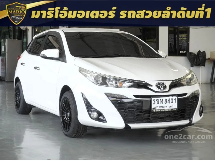 2017 Toyota YARIS G Hatchback