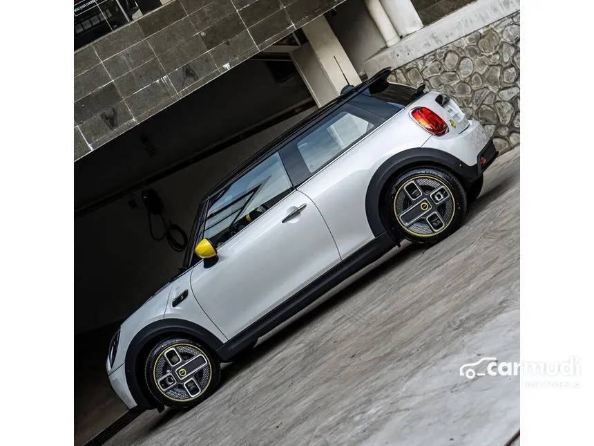 2023 MINI Cooper S Electric Level 3 Hatchback