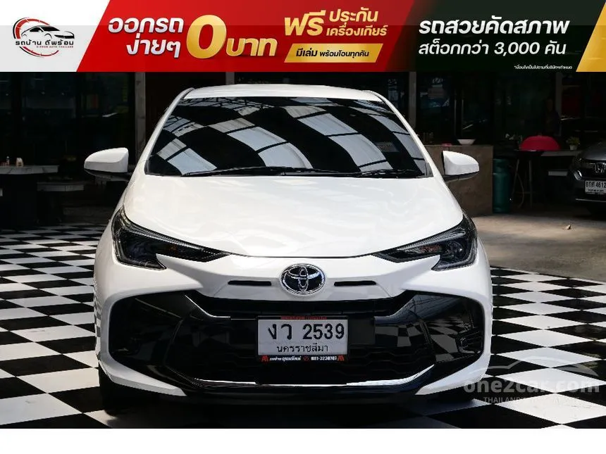 2023 Toyota YARIS Entry Hatchback