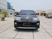 Toyota Landcruiser ZX 4.6 V8 4x4 Fullspec Japan Bensin Mudah Perawatan Black on Beige Tahun 2010(UPGRADE2012)