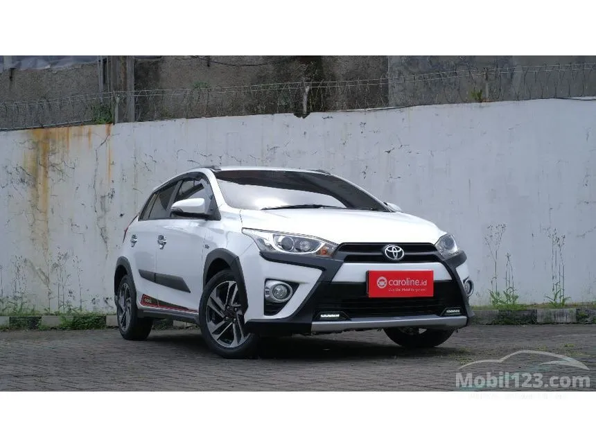 2017 Toyota Yaris TRD Sportivo Heykers Hatchback