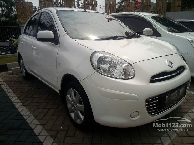 Nissan March Mobil bekas dijual di Bandung Jawa-barat Nissan March Mobil bekas dijual di Bandung Jawa-barat