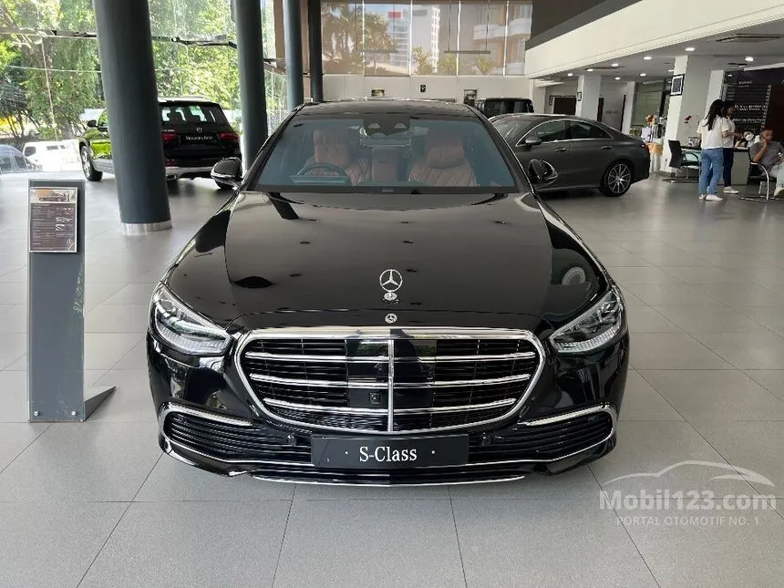 2023 Mercedes-Benz S450 L Sedan