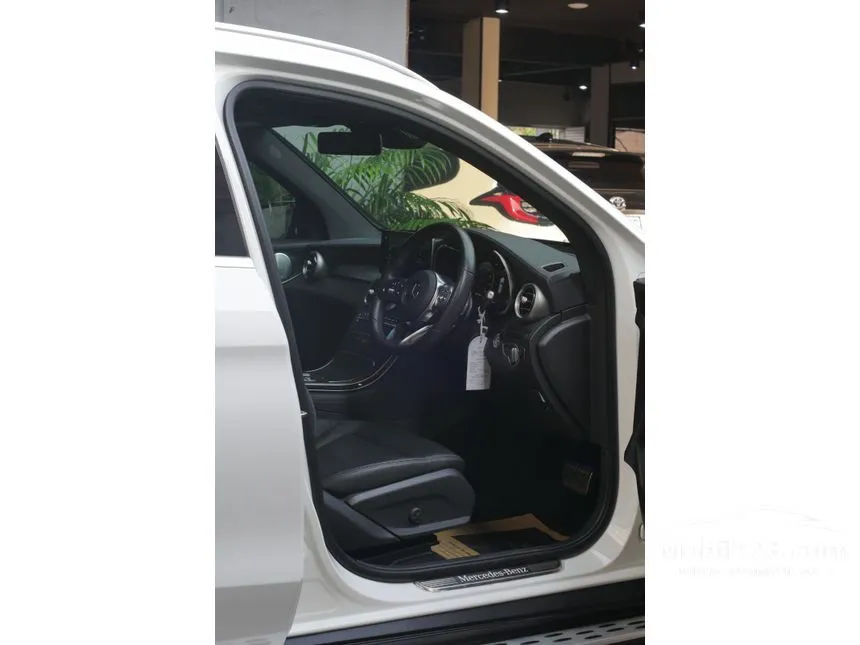 2019 Mercedes-Benz GLC200 AMG Line SUV