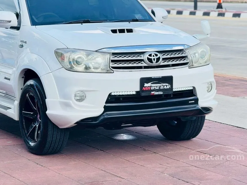 2010 Toyota FORTUNER V SUV