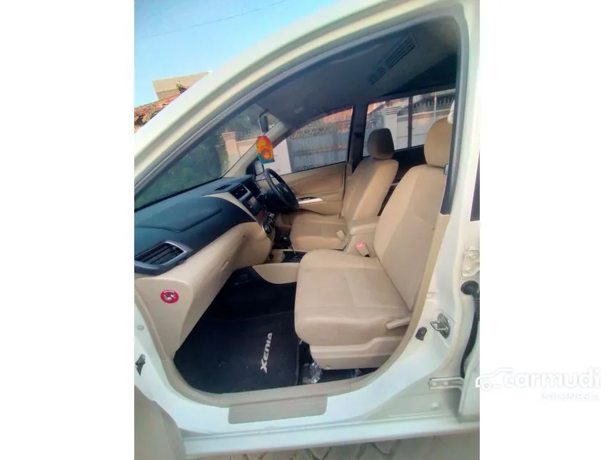 2013 Daihatsu Xenia R DLX MPV