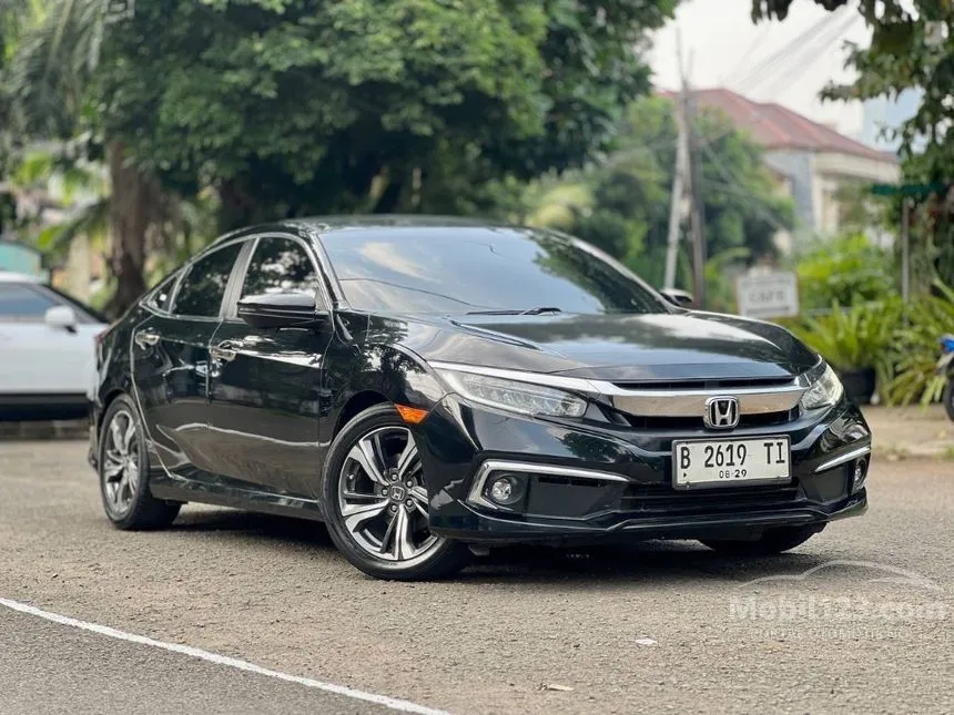 2019 Honda Civic ES Sedan