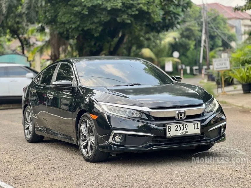 2019 Honda Civic ES Sedan