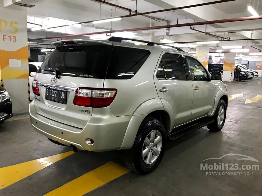 Jual Mobil  Toyota Fortuner  2009 G 2 5 di DKI Jakarta 