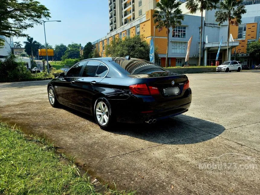 2011 BMW 528i Sedan